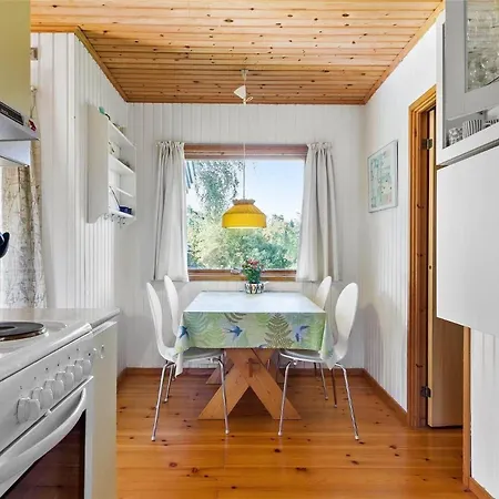 1015-stege-forsythiavej-9 *